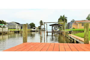 1720 Rochelle Pkwy, Merritt Island, FL 32952, Sold 05/27/16