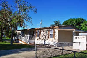 2 Emerald St, Melbourne, FL 32904, Sold 06/24/16