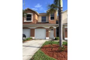 1040 Venetian Dr, Melbourne, FL 32904, Sold 04/21/16