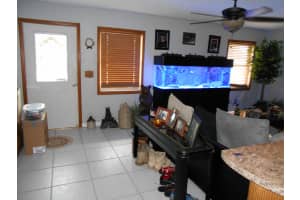 4 Denson Dr, Edgewater, FL 32141, Sold 11/10/16