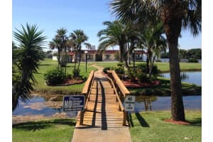 720 S Brevard Ave, Cocoa Beach, FL 32931, Sold 04/25/16