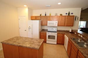 1065 Venetian Dr, Melbourne, FL 32904, Sold 05/27/16