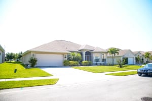 1400 Tamango Dr, West Melbourne, FL 32904, Sold 06/30/16