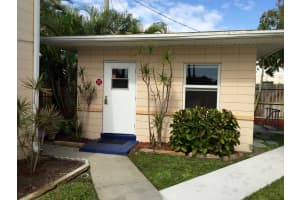 380 N Brevard Ave, Cocoa Beach, FL 32931, Sold 07/12/16