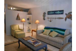 22 Tulip Ave, Cocoa Beach, FL 32931, Sold 01/04/17