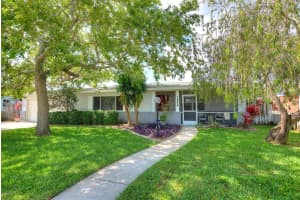 1395 Farrington Dr, Merritt Island, FL 32952, Sold 09/01/16