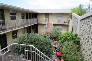 202 Caroline St, Cape Canaveral, FL 32920, Sold 10/21/16