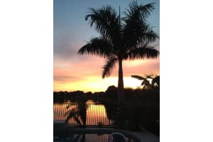 2002 Sorento Cir, West Melbourne, FL 32904, Sold 08/03/16