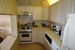 2020 N Atlantic Ave, Cocoa Beach, FL 32931, Sold 08/10/16