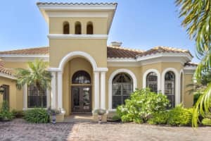 2832 BELLWIND Cir, Rockledge, FL 32955, Sold 04/14/17