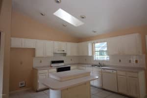 3515 6th Pl SW, Vero Beach, FL 32968, Sold 11/02/16