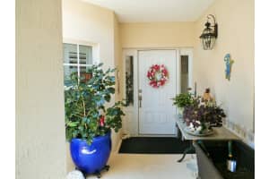 127 Lancha Cir, Indian Harbour Beach, FL 32937, Sold 08/12/16