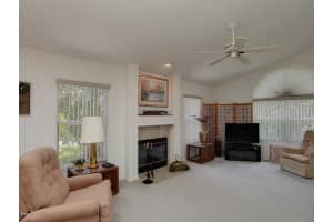 692 Linville Falls Dr, Melbourne, FL 32904, Sold 09/20/16