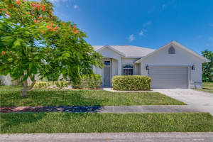 424 Lighthouse Landing St, Satellite Beach, FL 32937, Sold 10/17/16