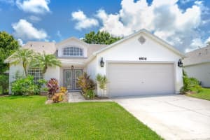 6826 Whitetail Ct, Melbourne, FL 32940, Sold 08/26/16