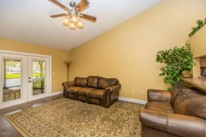 6826 Whitetail Ct, Melbourne, FL 32940, Sold 08/26/16