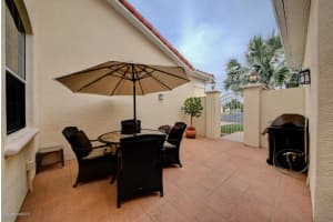 578 Casa Bella Dr, Cape Canaveral, FL 32920, Sold 08/31/16