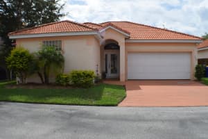 1329 Gem Cir, Rockledge, FL 32955, Sold 08/24/16