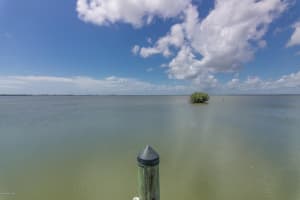 621 Manatee Bay Dr, Cape Canaveral, FL 32920, Sold 01/31/17