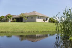 949 Hialeah St, Rockledge, FL 32955, Sold 05/31/17