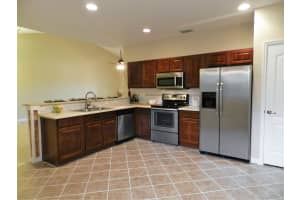 1045 Venetian Dr, Melbourne, FL 32904, Sold 09/16/16