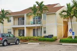 1900 Brittany Dr, Melbourne, FL 32903, Sold 10/31/16