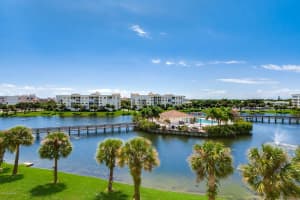 8941 Lake Dr, Cape Canaveral, FL 32920, Sold 04/17/17