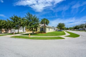 4373 Collinwood Dr, Melbourne, FL 32901, Sold 01/20/17