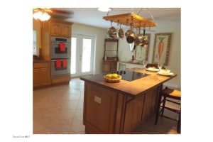 411 12th St SE, Vero Beach, FL 32962, Sold 12/06/16