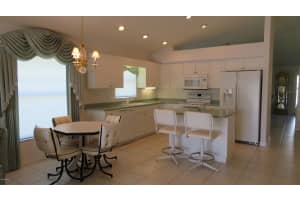 1010 Indian Oaks Dr, Melbourne, FL 32901, Sold 12/09/16
