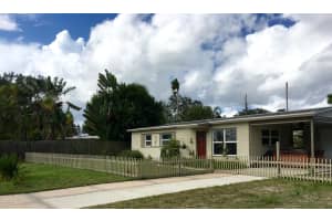 512 Seacrest Ave, Merritt Island, FL 32952, Sold 10/24/16