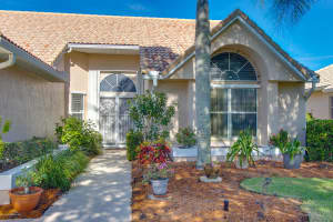 955 Palm Brook Dr, Melbourne, FL 32940, Sold 01/18/17