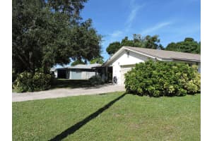 216 Cartier Ave, Melbourne, FL 32901, Sold 03/01/17