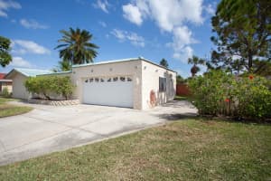 4 Sloop Dr, Cocoa Beach, FL 32931, Sold 03/24/17