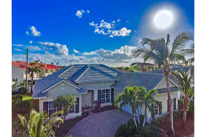 295 Clyde St, Melbourne Beach, FL 32951, Sold 12/23/16