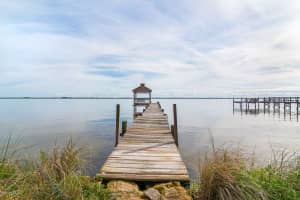 3809 Indian River Dr, Cocoa, FL 32926, Sold 12/14/16