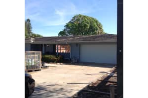 427 Brightwaters Dr, Cocoa Beach, FL 32931, Sold 05/03/18