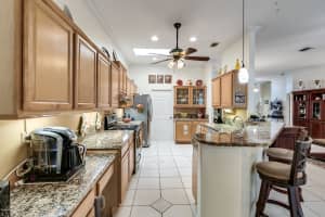 912 Suntree Woods Dr, Melbourne, FL 32940, Sold 01/13/17