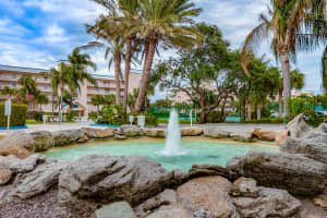 606 Shorewood Dr, Cape Canaveral, FL 32920, Sold 04/07/17