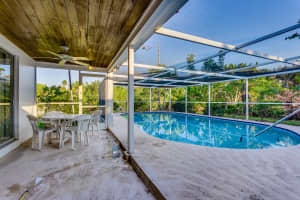 122 Sunset Dr, Cocoa Beach, FL 32931, Sold 07/17/17