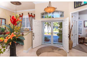 345 Clyde St, Melbourne Beach, FL 32951, Sold 01/18/17