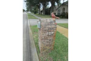 1827 Abbeyridge Dr, Merritt Island, FL 32953, Sold 01/20/17