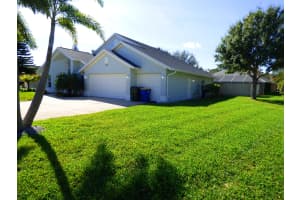 1801 Hudson Dr, Rockledge, FL 32955, Sold 03/13/17