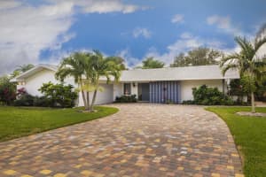 22 Fairway Dr, Cocoa Beach, FL 32931, Sold 04/10/17