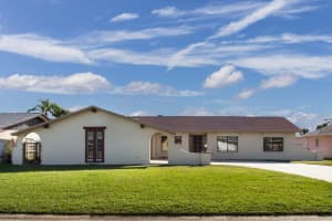 46 Country Club Rd, Cocoa Beach, FL 32931, Sold 11/02/17