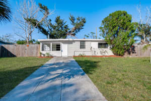 520 Falmouth Ave, Merritt Island, FL 32952, Sold 06/05/17
