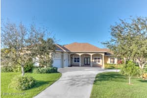 801 Holden Ct, Sebastian, FL 32958, Sold 07/25/17