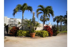 1830 N Atlantic Ave, Cocoa Beach, FL 32931, Sold 03/31/17