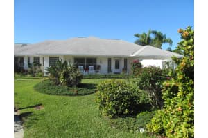 261 Carmel Dr, Melbourne, FL 32940, Sold 03/17/17