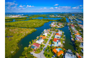 12 Sloop Dr, Cocoa Beach, FL 32931, Sold 07/19/17